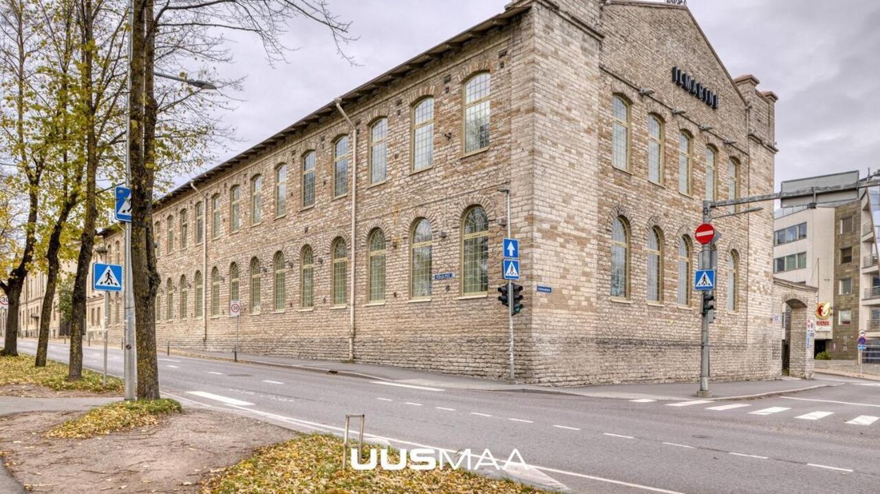 Loft Near Old Town Apartment